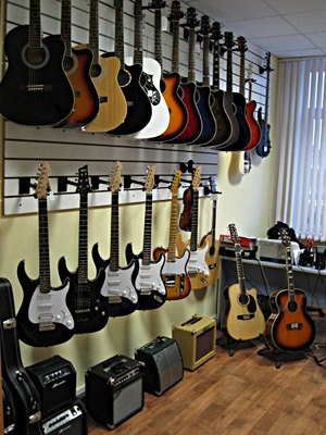 Магазин музыкальных инструментов и оборудования Мьюзик-Стор